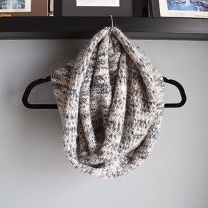 NWT BCBGeneration Knit Infinity Scarf (Gray) OS